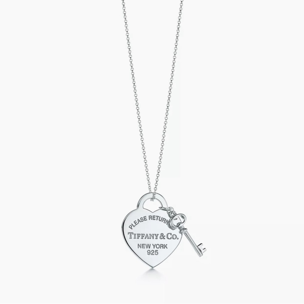Return to Tiffany® Heart Tag with Key Pendant 🩶
